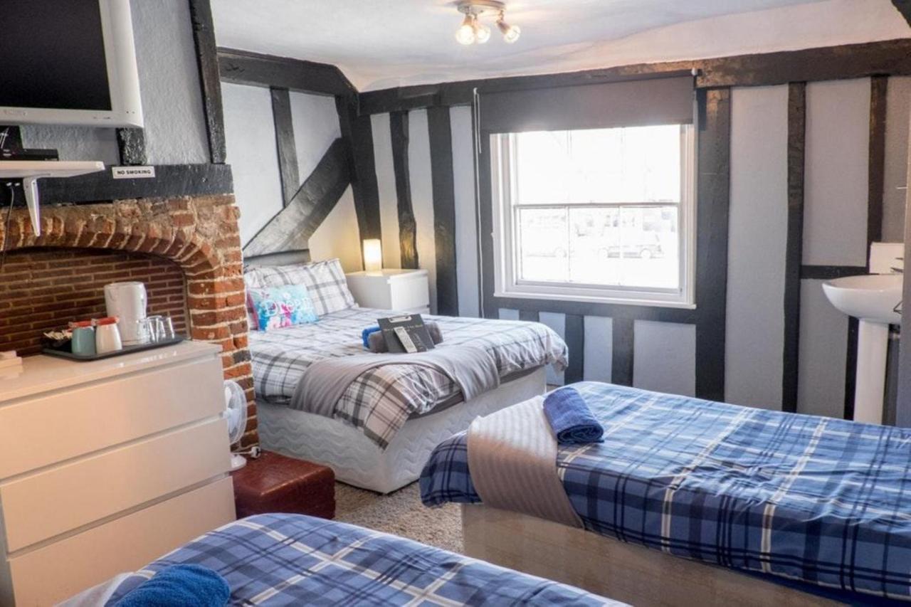 Oyo The Bell Hotel Hoddesdon Εξωτερικό φωτογραφία